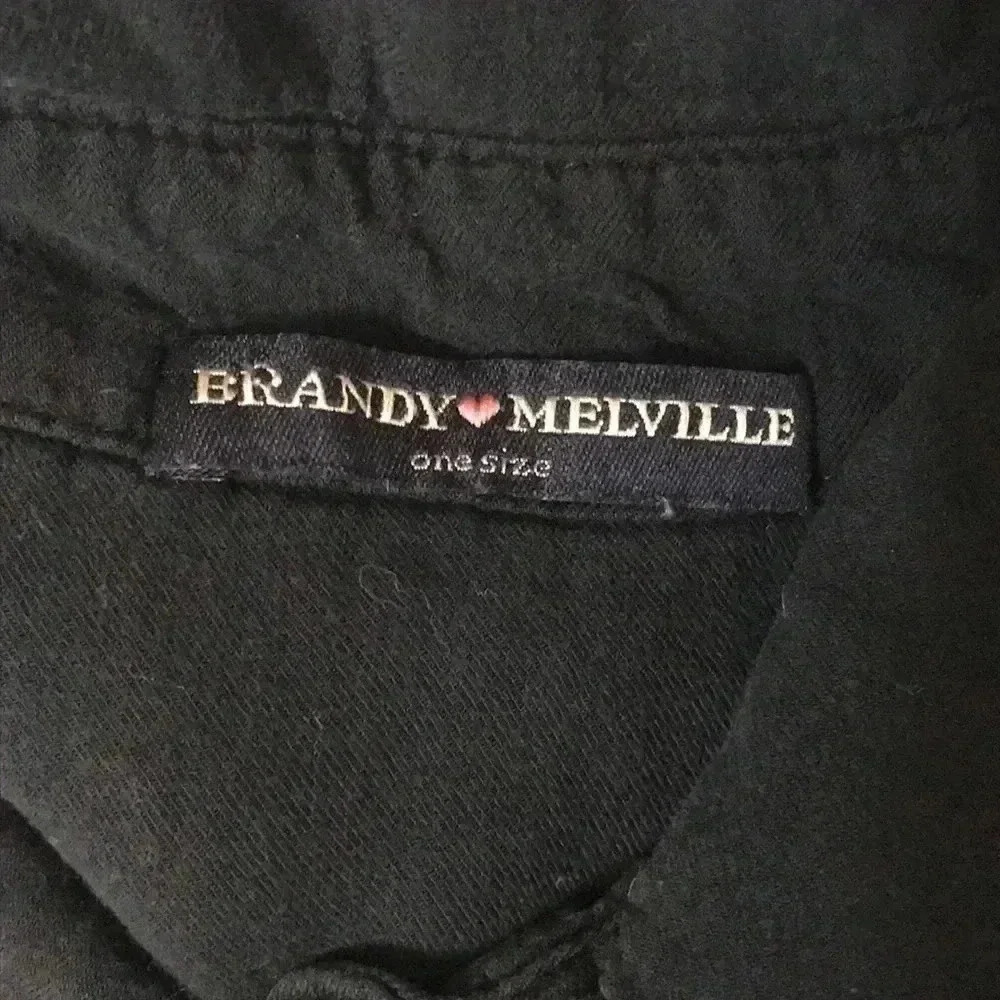 Brandy Melville Black Alien Top Size One Size—A4 - Picture 4 of 5